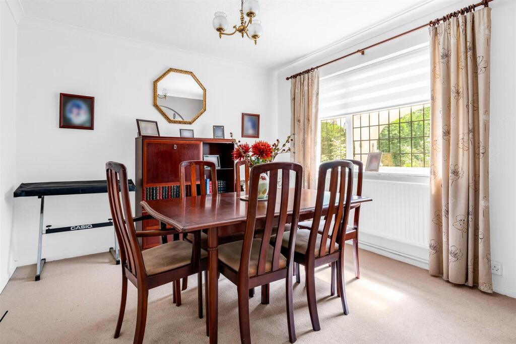 Additional image 3 of Broom Hill, Welwyn