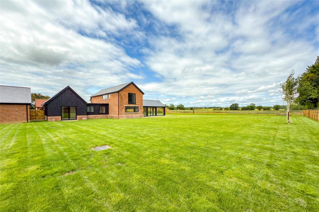 Additional image 10 of Sherlocks End House, Kennel Lane, Kinsbourne Green, Harpenden, Hertfordshire, AL5