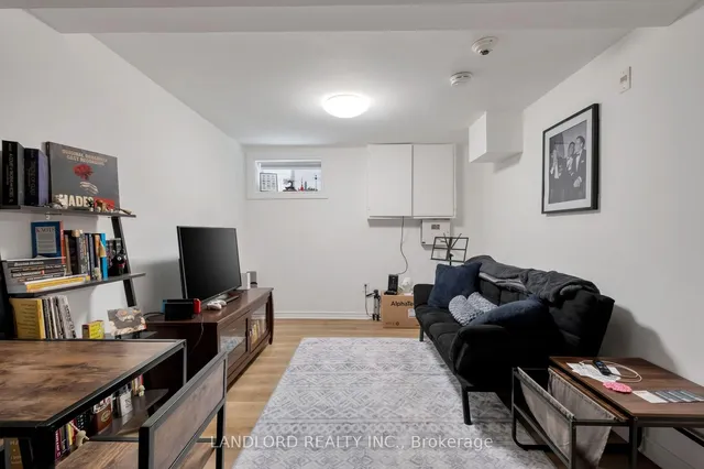 Additional image 30 of 1111 Gerrard St