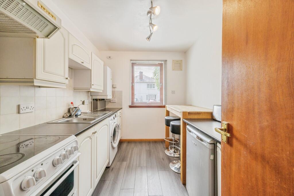 Additional image 6 of Gairn Terrace, Aberdeen, AB10