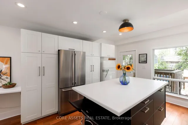 Additional image 13 of 21 West Lynn Ave