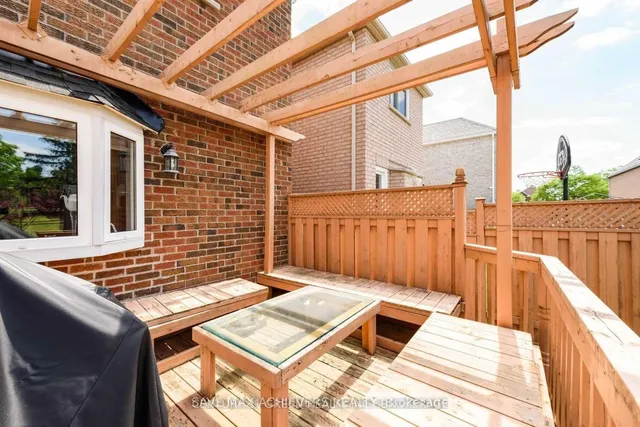 Additional image 33 of 12 Upwood Pl