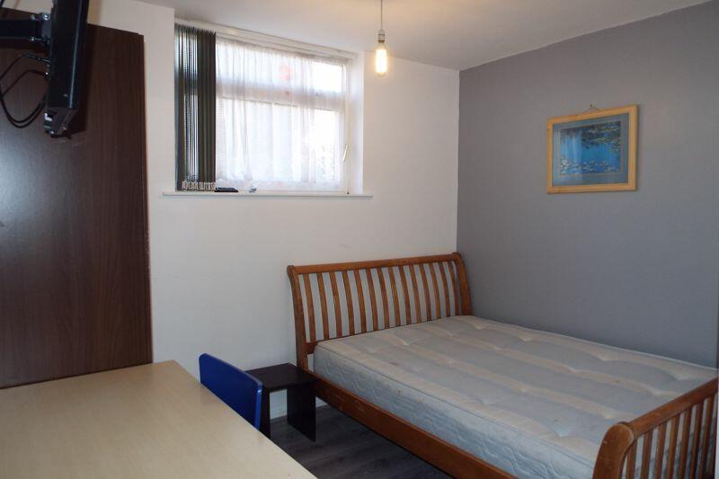Primary image of Metchley Drive, Harborne, Birmingham, B17 0LA