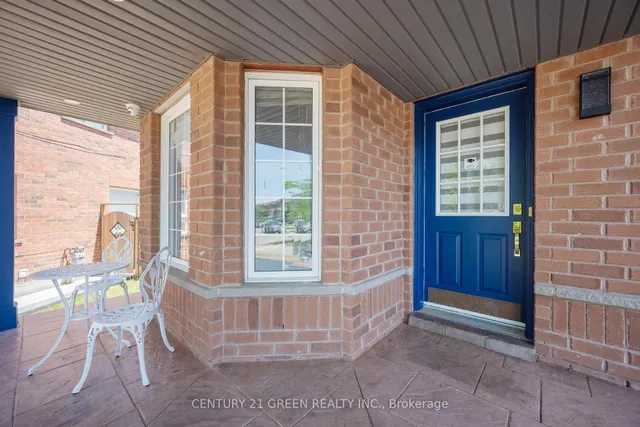 Additional image 3 of 62 Four Seasons Circ