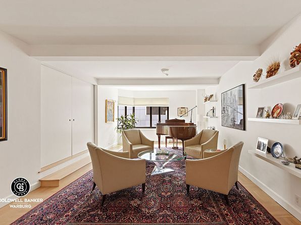 25 W 54th St, New York, NY 