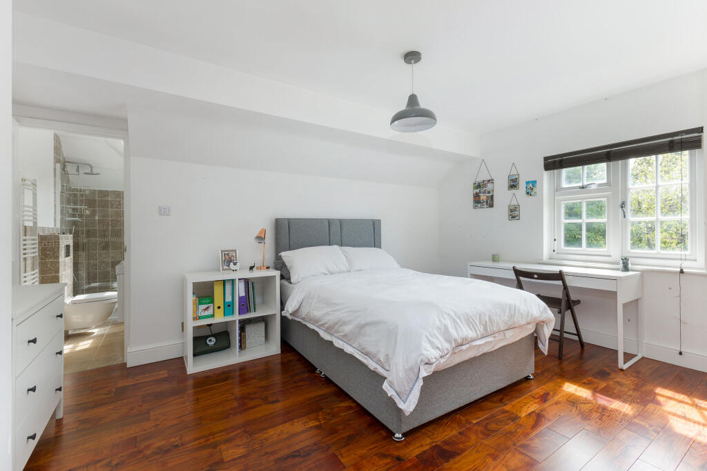 Additional image 9 of Hatching Green Close, Harpenden, AL5