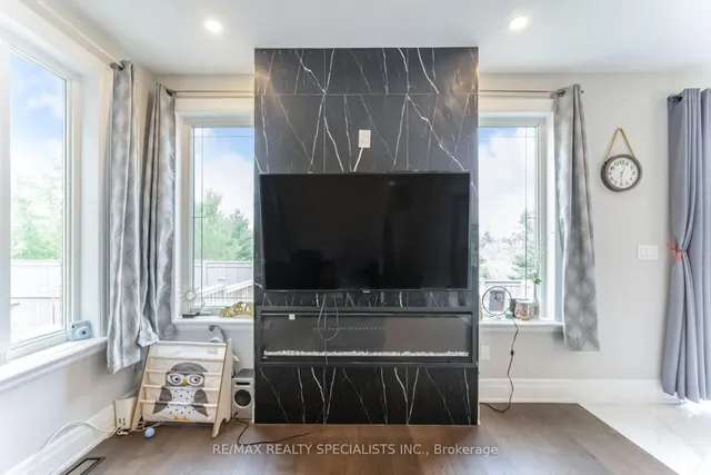 Additional image 9 of 111 Iceland Poppy Tr