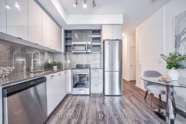 Additional image 22 of 10 De Boers Dr Unit 302