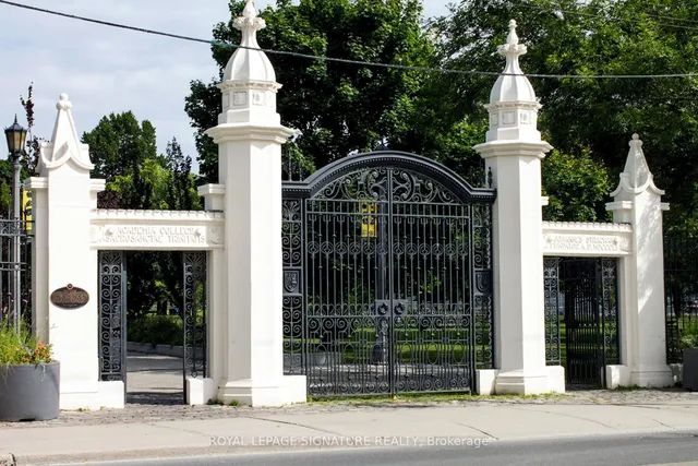 Additional image 39 of 901 Queen St Unit 231