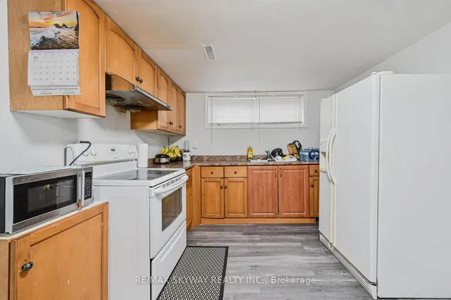 Additional image 38 of 20 Terra Cotta Cres
