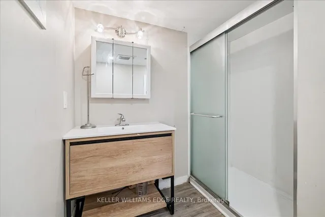 Additional image 41 of 61 Bond St