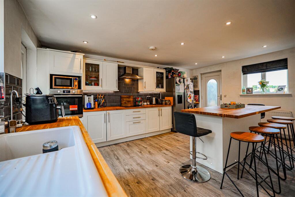 Additional image 44 of Park Field, Markyate, St. Albans, AL3