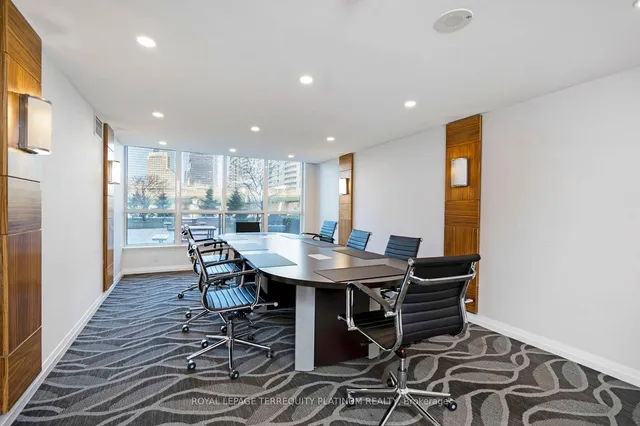 Additional image 32 of 228 Queens Quay Unit 702