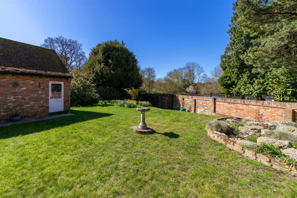 Additional image 30 of Fishpool Street, St. Albans