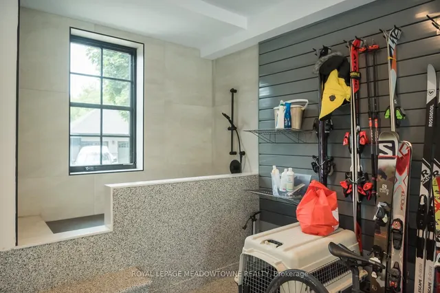 Additional image 40 of 57 Victoria St