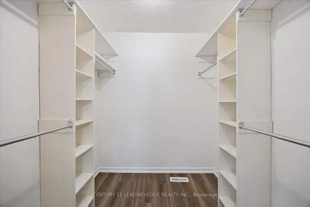 Additional image 27 of 49 Farmhill Crt