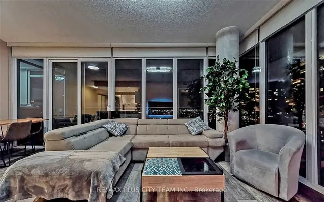 Additional image 12 of 88 Park Lawn Rd Unit 2316