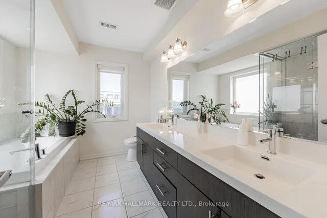 Additional image 15 of 11 Caroline Carpenter Grve