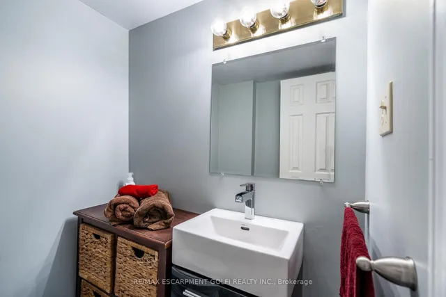 Additional image 26 of 228 Green Rd