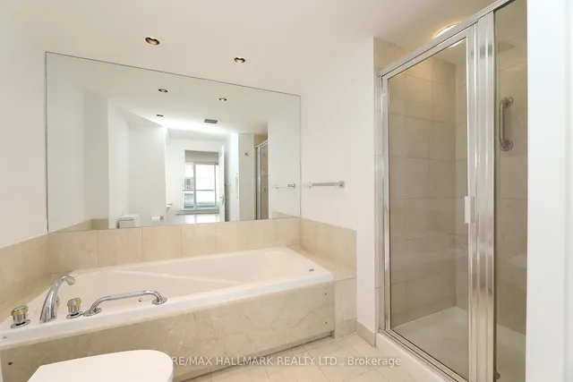 Additional image 35 of 2727 Yonge St Unit 609