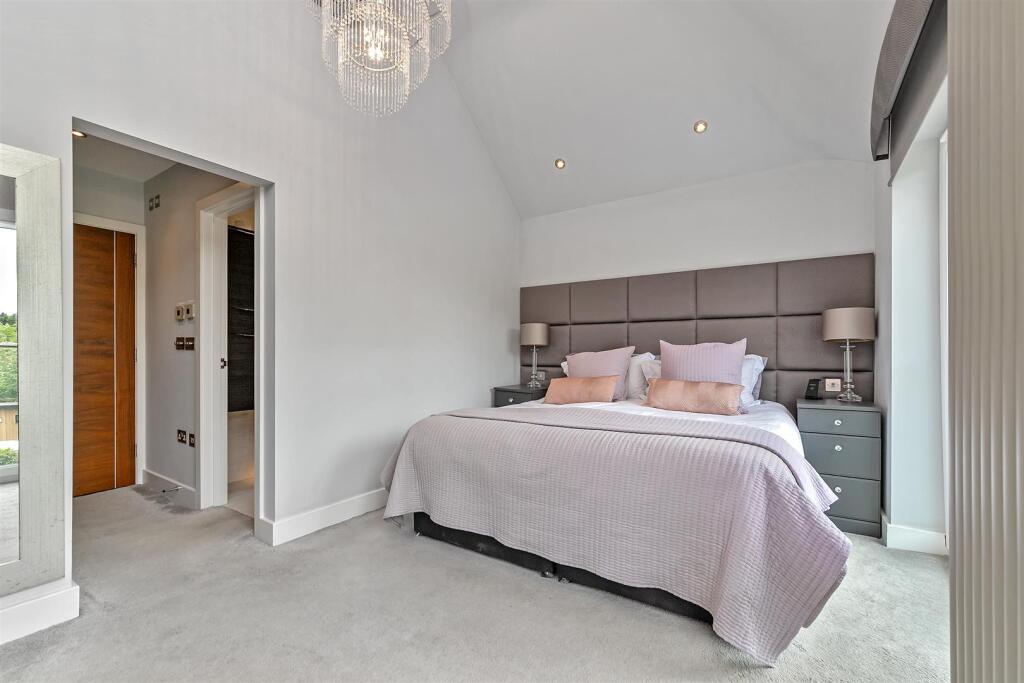 Additional image 24 of London Road, St. Albans