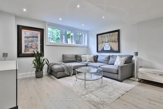 Additional image 40 of 182 Charnwood Dr