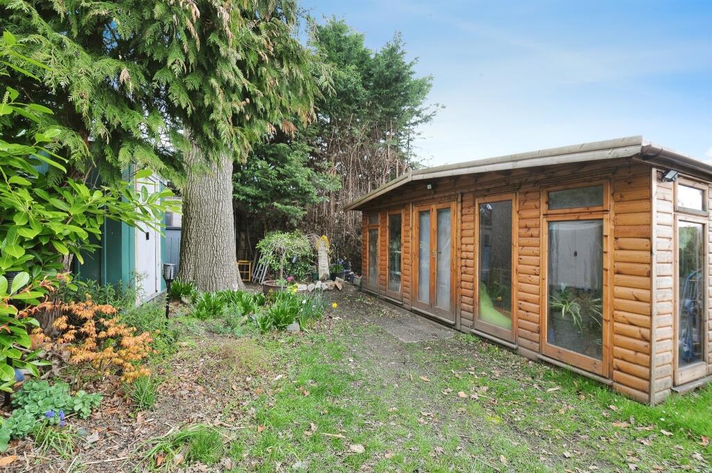 Additional image 8 of The Crescent, Bricket Wood, St. Albans