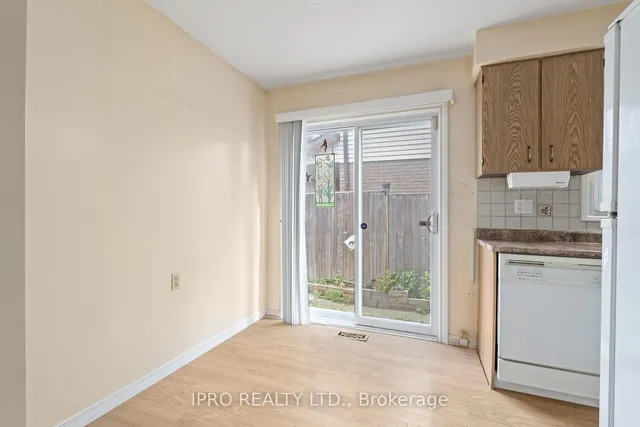 Additional image 9 of 5 Greenleaf Cres