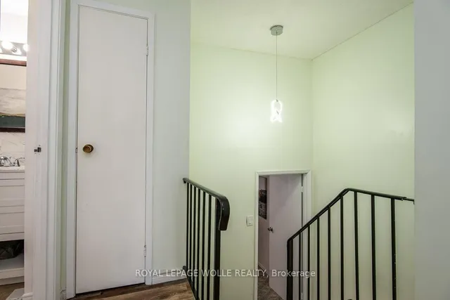 Additional image 33 of 634 Strasburg Rd Unit 3