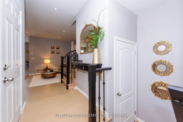 房产图片 9 - 651 Farmstead Dr 单元57