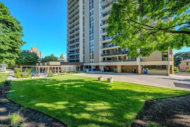 Additional image 4 of 81 Church St Unit 1602