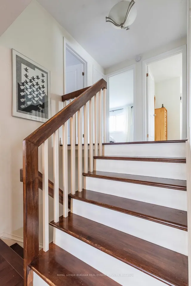 Additional image 16 of 20 Redhill Ave