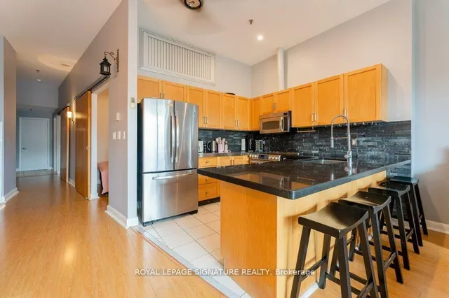 Additional image 12 of 700 King St Unit 801