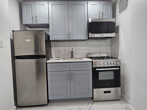 44-05 Macnish St #1E, Elmhurst, NY 11373