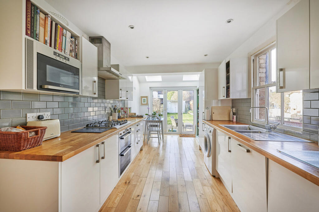 Additional image 4 of Coleswood Road, Harpenden, Hertfordshire, AL5