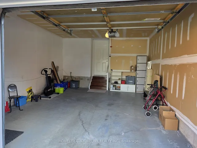 Additional image 4 of 813 Sandhurst Circ