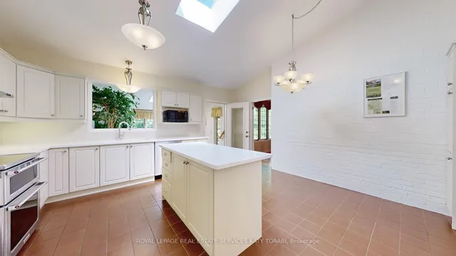 Additional image 15 of 21 Banbury Rd