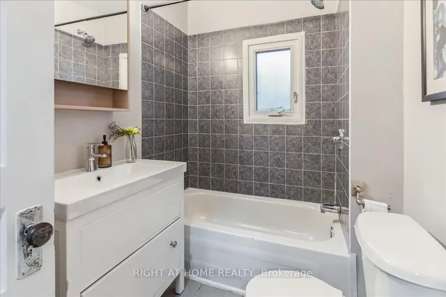 Additional image 5 of 16 Birch Ave