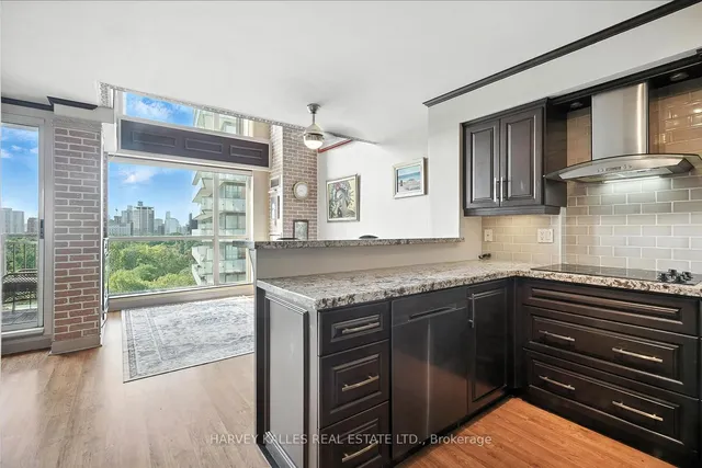 Additional image 15 of 18 Merton St Unit 904