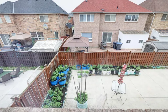 Additional image 48 of 329 Brisdale Dr