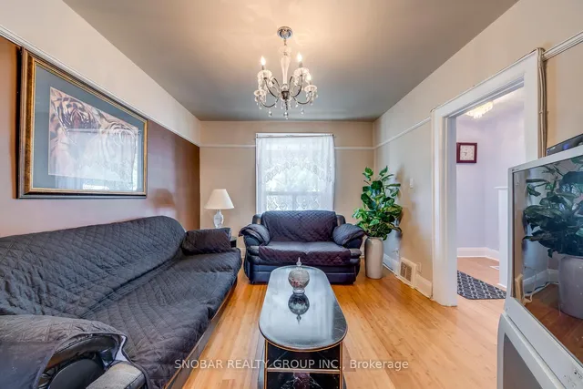 Additional image 10 of 593 Royal York Rd