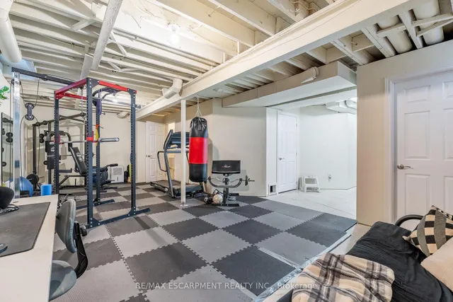 房产图片 41 - 哈夫曼路4670号