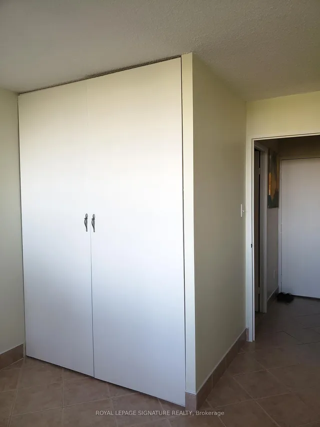 Additional image 38 of 1300 Marlborough Crt Unit 314