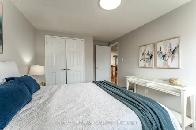 Additional image 26 of 17 Lavery Tr