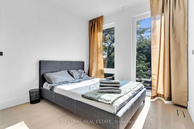 Additional image 33 of 47 Manderley Dr