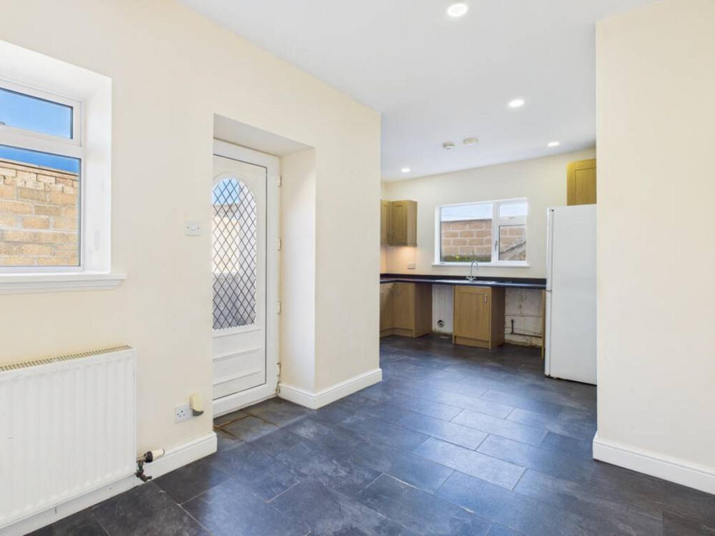 Additional image 8 of St. Catherine Street, Banff, AB45