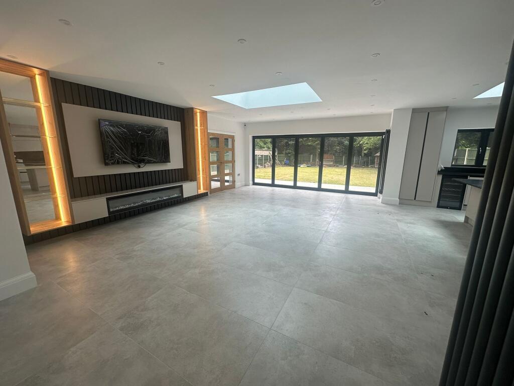 Additional image 7 of Englestede Close, Birmingham