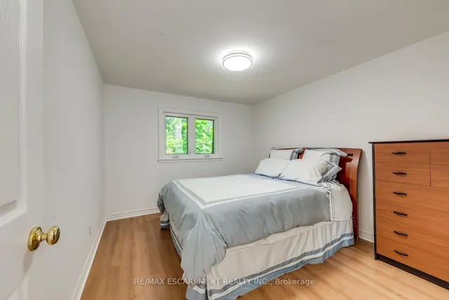 Additional image 27 of 1270 Gainsborough Dr Unit 4