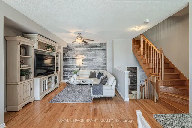 房产图片 18 - 422 Athabasca Common