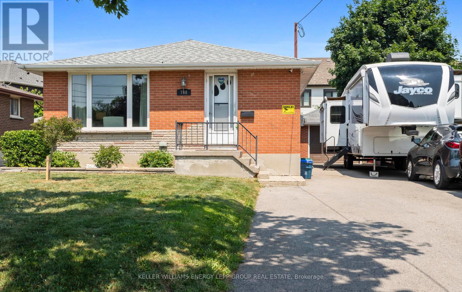 Property image for 768 OLIVE AVENUE|Oshawa (Donevan), Ontario L1H2S3